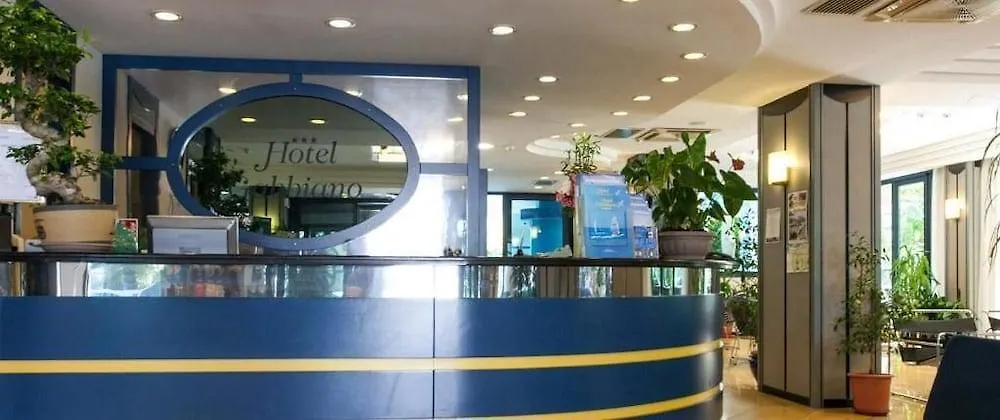 Hotel Gabbiano Каттолика