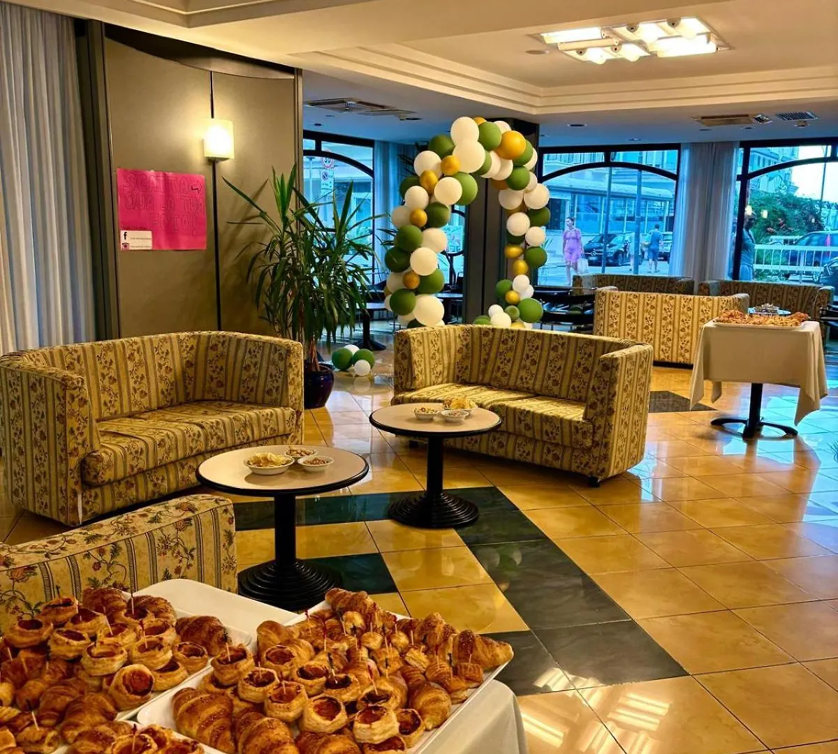 Hotel Gabbiano Cattolica 3*,  Italy